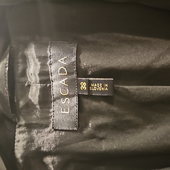 Escada Black Velvet Embellished Evening Jacket - Picture 6 of 6